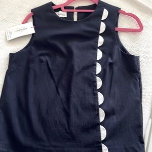Adorable shirt top by Sara Campbell
